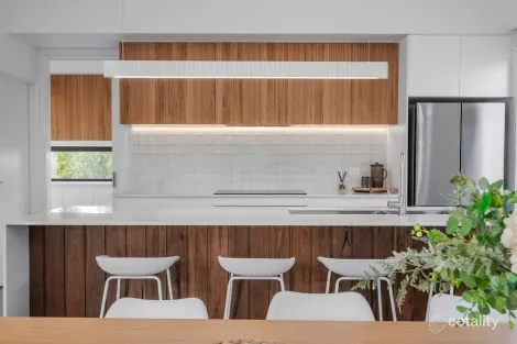 Property photo of 9 Nigel Court Apollo Bay VIC 3233