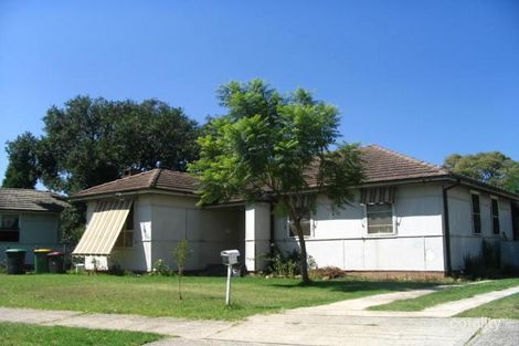 35 Lochinvar Rd, Revesby, NSW 2212