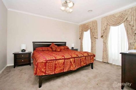 Property photo of 59 Hillcrest Drive Hillside VIC 3037