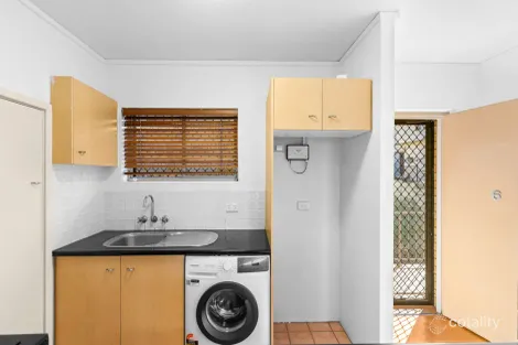 Property photo of 6/76 Gladstone Road Highgate Hill QLD 4101