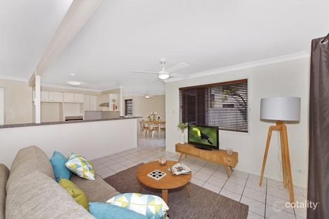 Property photo of 17 Point Cartwright Drive Buddina QLD 4575