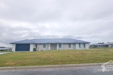 3 Camberwell Cres, Kensington Grove, QLD 4341