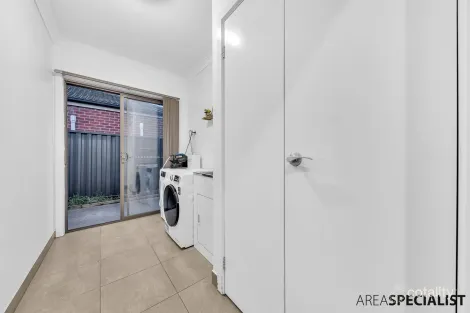 Property photo of 34 Springleaf Road Tarneit VIC 3029