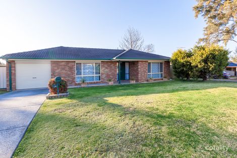 17 Karrabul Rd, St Helens Park, NSW 2560