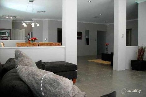 Property photo of 15 Solace Gardens Atwell WA 6164