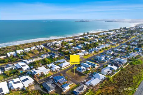 Property photo of 10 Albatross Avenue Chiton SA 5211