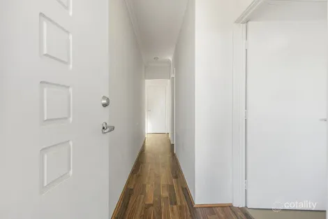 Property photo of 13 Quoll Mews Alkimos WA 6038