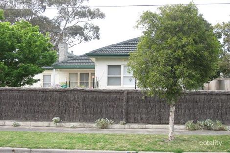 2 Fiddes St, Moorabbin, VIC 3189