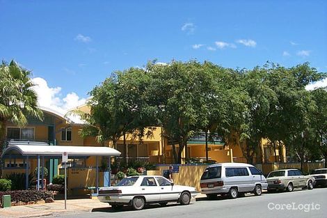 Property photo of 100/10-16 Alexandra Avenue Mermaid Beach QLD 4218