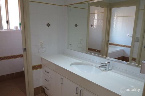 Property photo of 14 Archer Way West Hoxton NSW 2171
