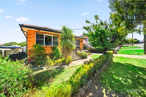 7 Ernest St, Crestwood, NSW 2620