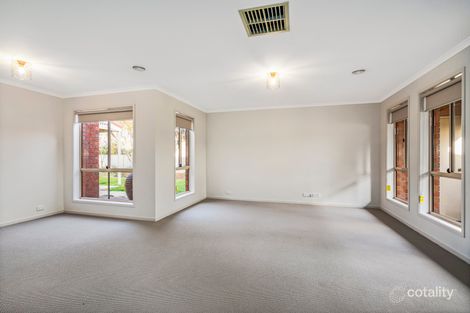 Property photo of 2 Hook Court West Wodonga VIC 3690