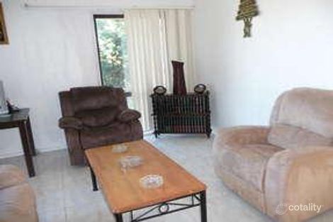 Property photo of 99 Banbury Crescent Craigieburn VIC 3064