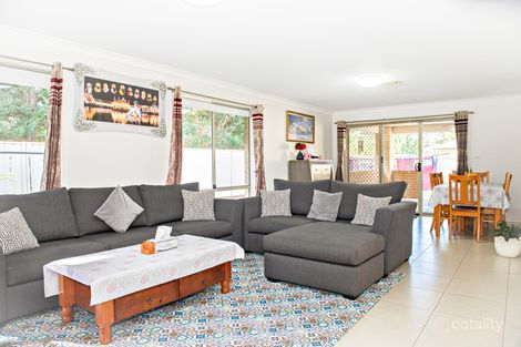 Property photo of 6 Jackson Place Yoogali NSW 2680