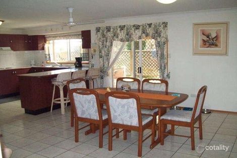 Property photo of 5 Chartwell Place Sandstone Point QLD 4511