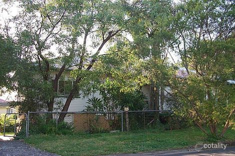 10 Burrowa St, Stafford, QLD 4053