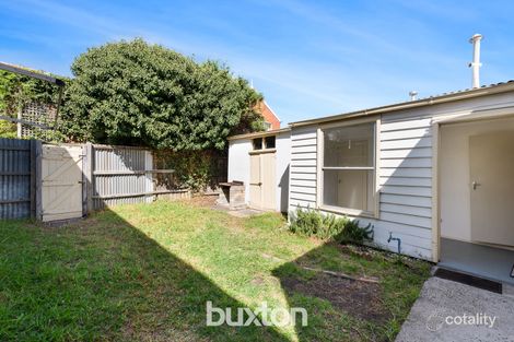 Property photo of 33 Young Street Albert Park VIC 3206