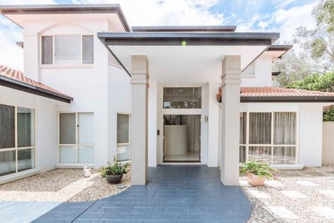 Property photo of 1 Clipper Boulevard Clear Island Waters QLD 4226