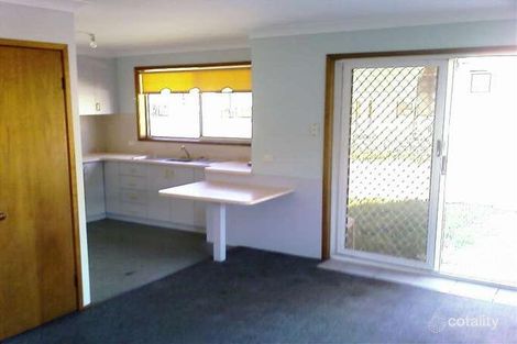 Property photo of 3/6 Pharlap Avenue Kembla Grange NSW 2526