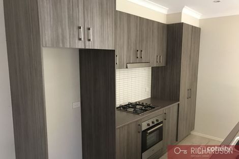 Property photo of 2/7 Blossom Lane Werribee VIC 3030