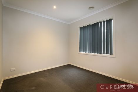 Property photo of 2/7 Blossom Lane Werribee VIC 3030