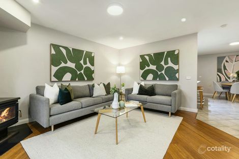 Property photo of 24A Howitt Court Berwick VIC 3806