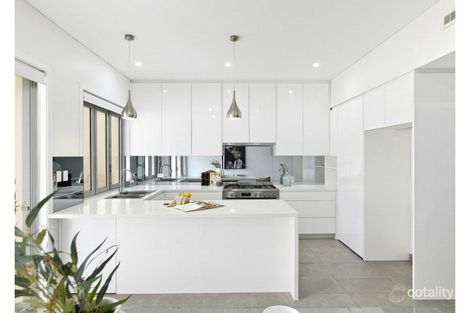 Property photo of 653A Henry Lawson Drive East Hills NSW 2213