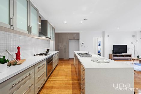 Property photo of 27 Blaxland Street Burnside Heights VIC 3023