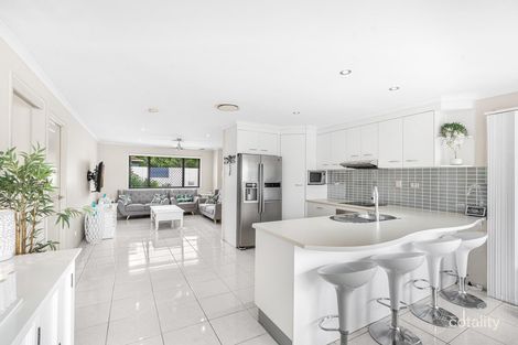 Property photo of 11 Spoonbill Street Birkdale QLD 4159