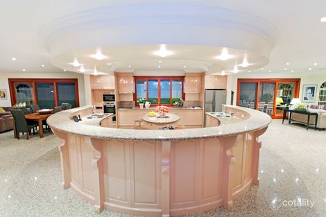 Property photo of 41 Fairway Place Carindale QLD 4152