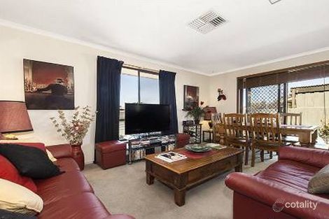 Property photo of 1/179 Rosella Avenue Werribee VIC 3030