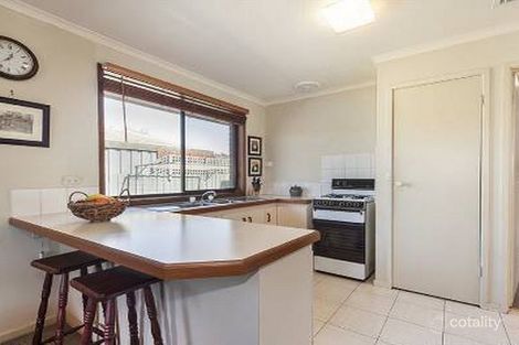 Property photo of 1/179 Rosella Avenue Werribee VIC 3030