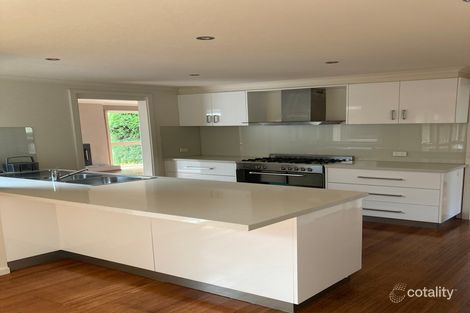 Property photo of 13 Patricia Way Woodend VIC 3442