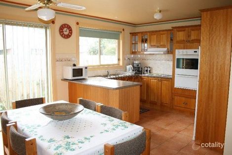 Property photo of 23 Albany Road Cowes VIC 3922