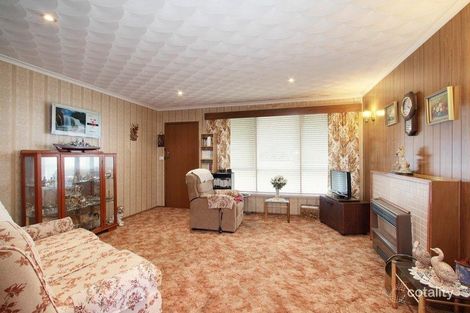 Property photo of 30 Emerald Drive Springvale VIC 3171