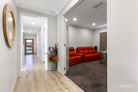 Property photo of 19 Wade Place Lucas VIC 3350