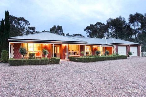 Property photo of 13 Kalinda Drive Junortoun VIC 3551