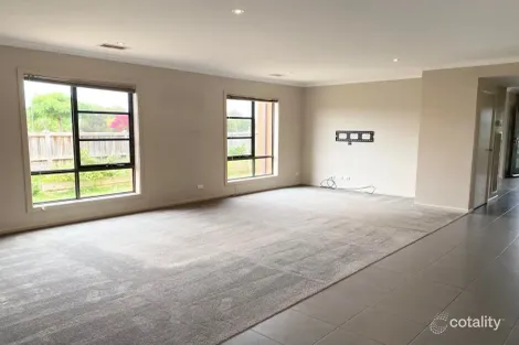 Property photo of 7 Windorah Drive Point Cook VIC 3030