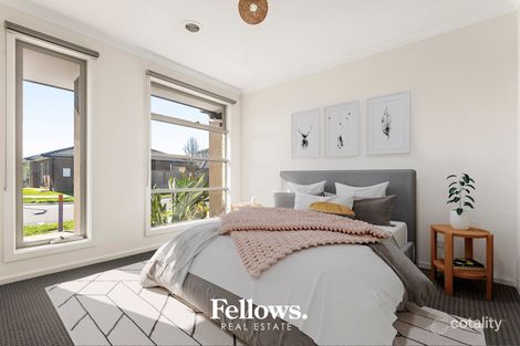 Property photo of 30 Jackwood Drive Clyde North VIC 3978