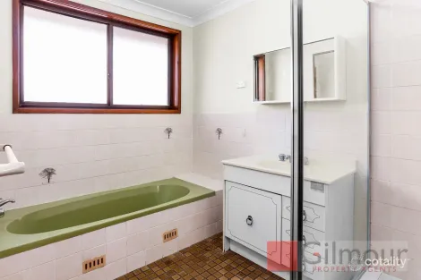 Property photo of 20 Kentia Parade Cherrybrook NSW 2126