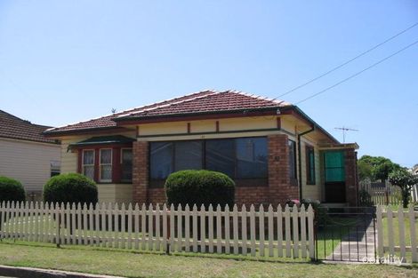 37 Omara St, Mayfield East, NSW 2304