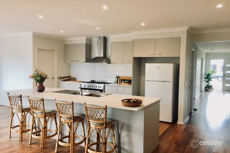 2 Tubular Ave, Torquay, VIC 3228