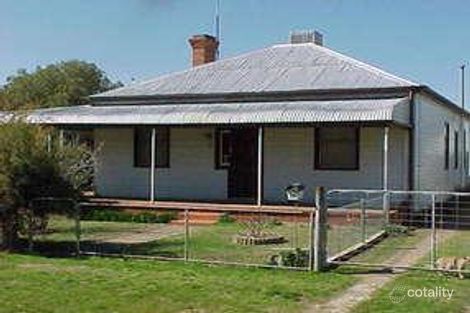 Property photo of 18 Murringo Street Young NSW 2594