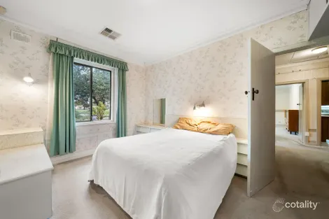 Property photo of 10 Turner Avenue Clearview SA 5085