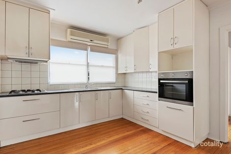 Property photo of 47 Bennett Street Long Gully VIC 3550