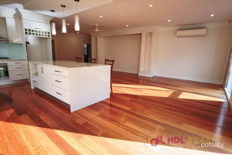 524-526 Racecourse Rd, Flemington, VIC 3031