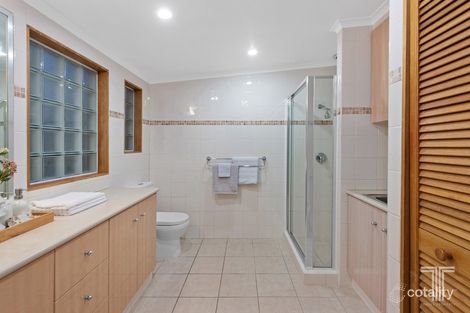 Property photo of 1 Settlers Street Carindale QLD 4152