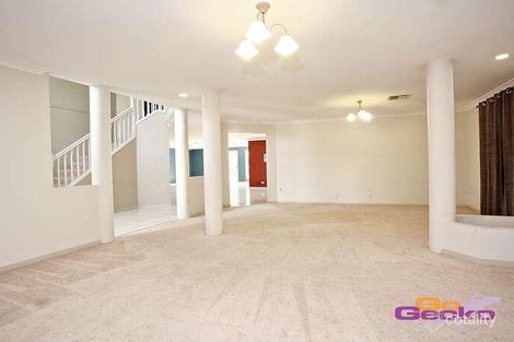 Property photo of 12 Newbury Place Carindale QLD 4152