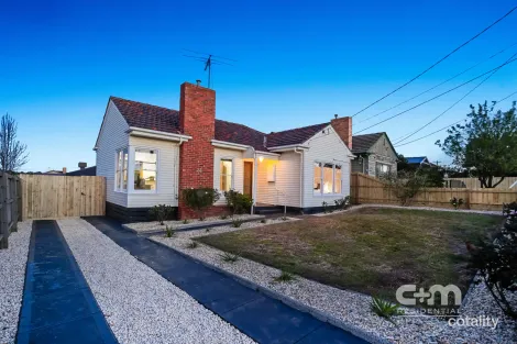 24 Grandison Gr, Oak Park, VIC 3046