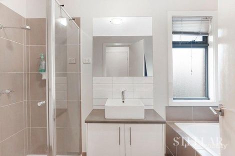 Property photo of 16A Davenport Crescent Cranbourne West VIC 3977
